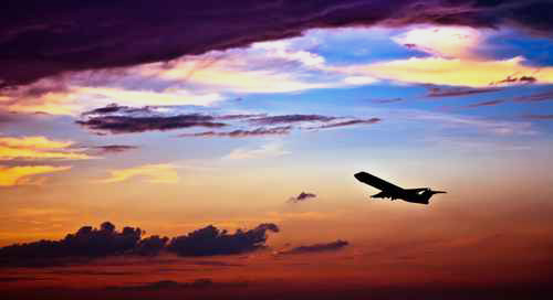 Ohne Flugangst fliegen – Flugzeug – copyright Fotolia